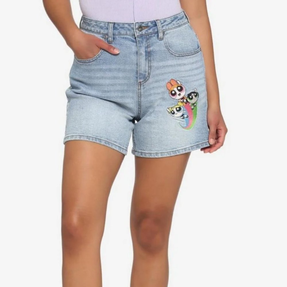 NWT Powerpuff Girls Mom Jean Shorts